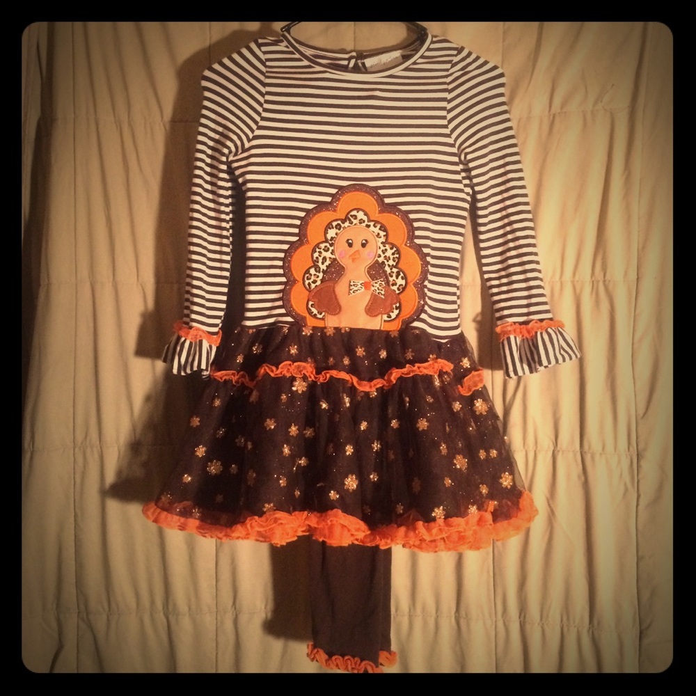 Festive fall ensemble